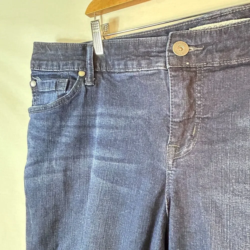 Torrid Women's Blue Denim Mid-Rise Boyfriend Jeans Size 18R - Picture 4 of 14